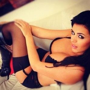 AmelinaSinclair's profile picture. Pretty words aren't always true and true words aren't always pretty.