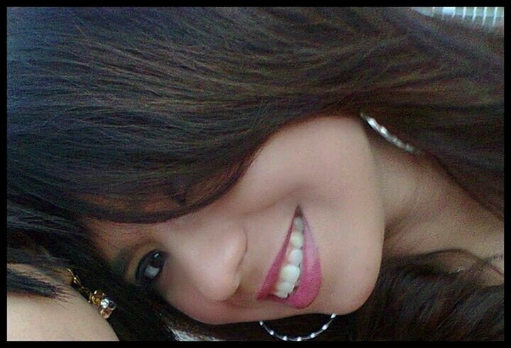 Pode fazer reza, Pode até pagar pro santo uma promessa, Sei que a vida vai mudar não tenho pressa, Só não mudará o que ficou dentro da gente ♪♫