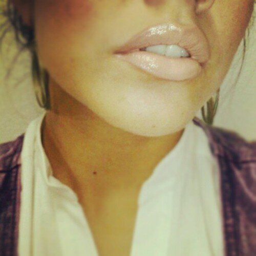 LindieMacCostyg's profile picture. It's not okay to keep hurting me