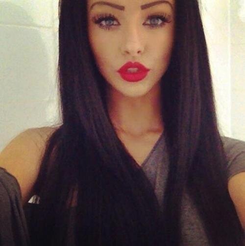 SibTimmons's profile picture. she wants to be your girl, not one of your girls.