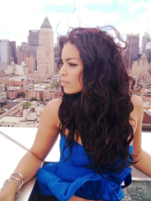 AlviraSommer's profile picture. Being faithful isn't hard if you really care about them.