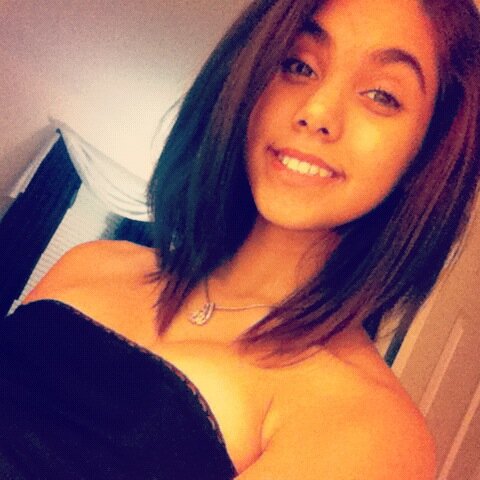 CamellaContin's profile picture. I'm loyal to what's MINE. territorial to what's MINE. I don't share what's MINE. And I will fight for what's MINE!