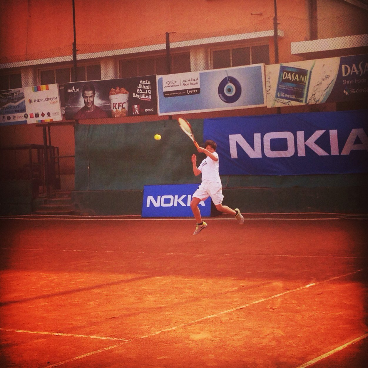 TENNIS PLAYER .RF FAN