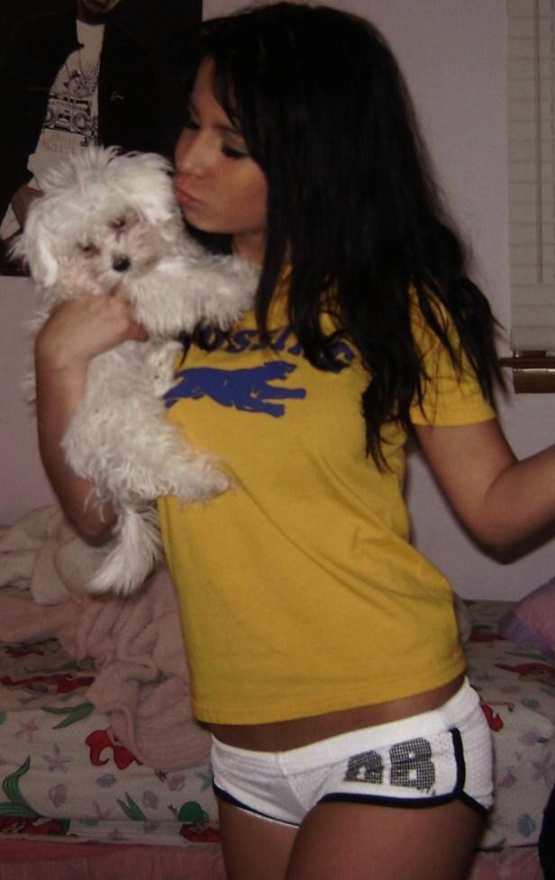 FelizaWillins's profile picture. Sometimes all I want is a hug.