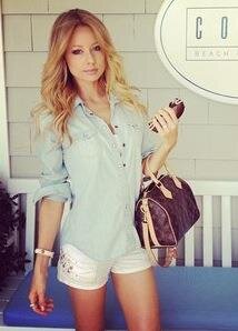 AileeAleveque's profile picture. It kinda sucks when people don't realize how much you care about them.