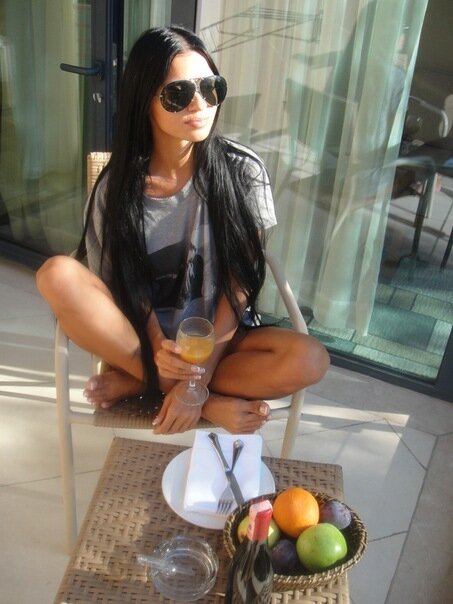 KaritaAbbot's profile picture. Oh f*ck, I think I love you...