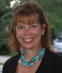 Certified #Coach of @RachaelJGroover 's The Art of Feminine Presence™ on #feminine #power, #presence, #women's personal #growth and feminine #spirituality.