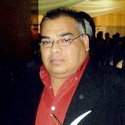 Peruano, economista, Hombre Libre y de Buenas Costumbres. CEO Grupo C