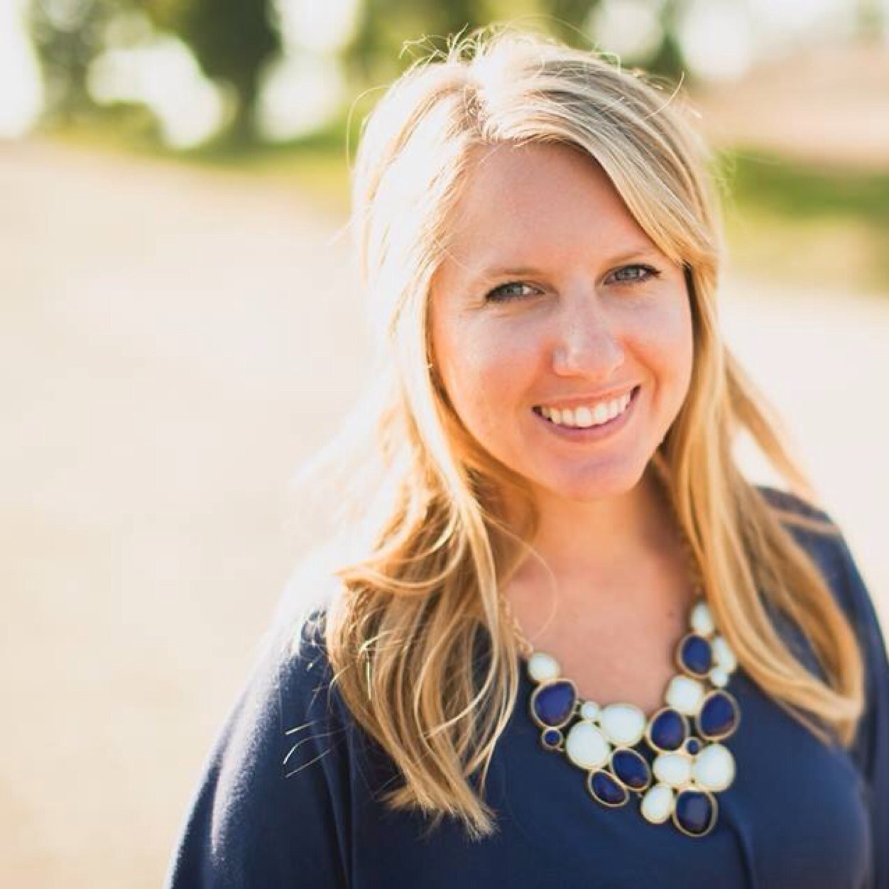 Jesus follower. Jordan staffer. Wanderlust. Social butterfly. Runner(ish). Sunset enthusiast.