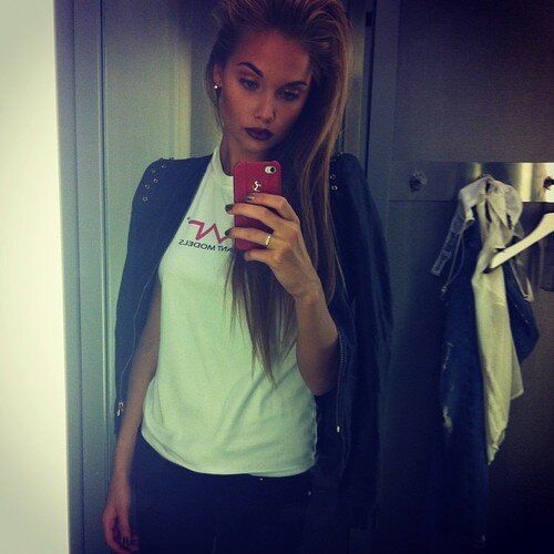 RozeIacobucci's profile picture. I try not to miss you, I try to let go, but in the end, you're always on my mind.