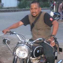 aku satria baja hitam hobiku ngabengkel