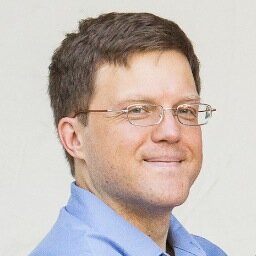 Right-brainer wannabe trapped in a left-brained career he loves. Professional account: @SIGTTIN