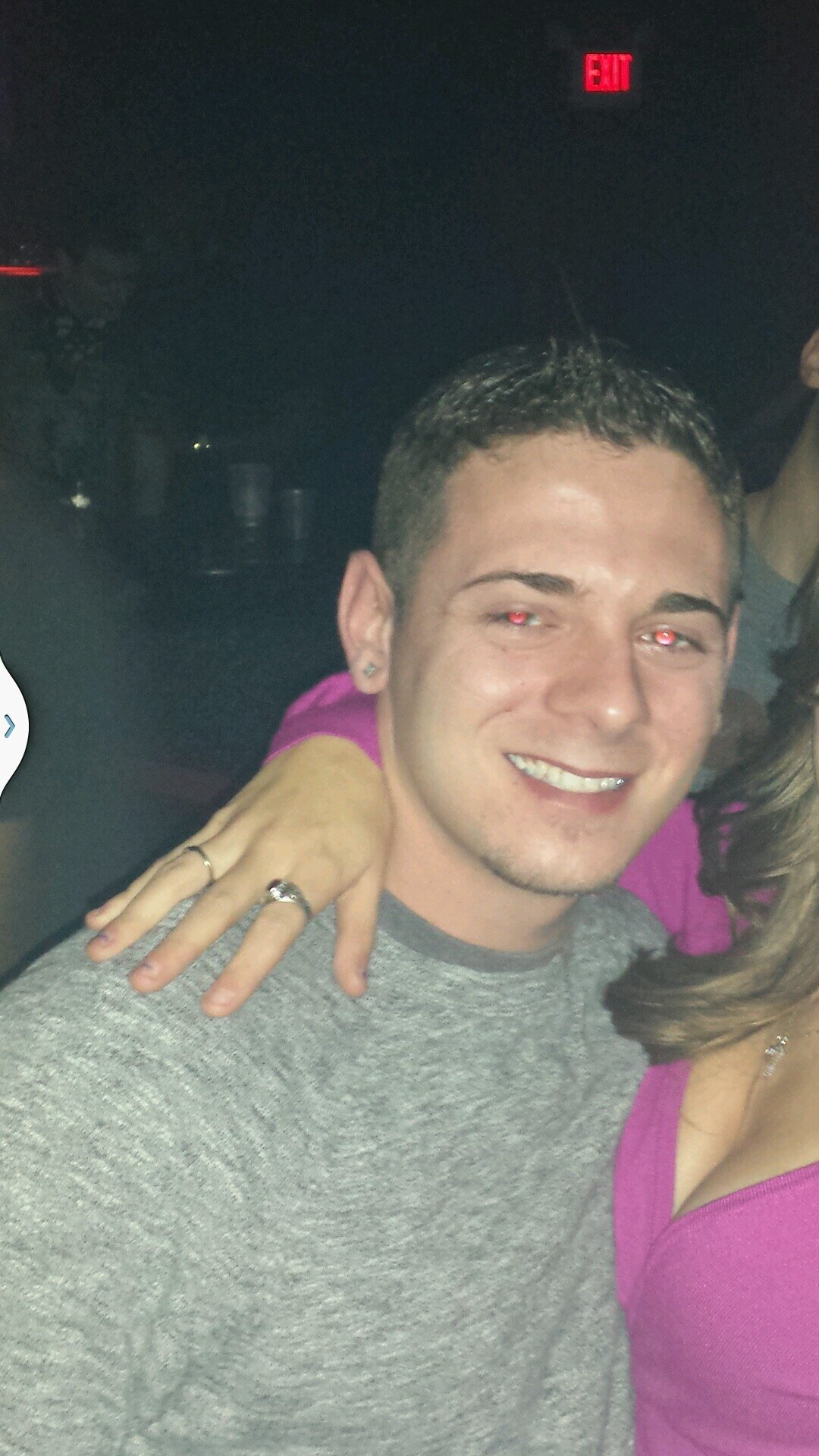 rexdamana215's profile picture. 