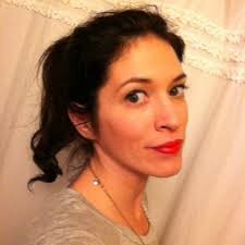 lupecirimoll's profile picture. Durante mi juventud el amor sera mi maestro; en madurez, mi ayuda; y en la vejez sera mi encanto