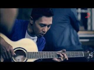 Yg maen gitar di @vagetozofficial