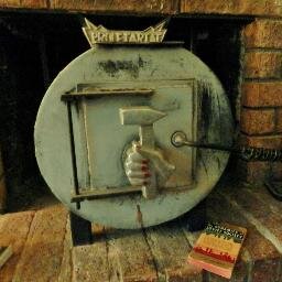 Hvn_BmbShltr's profile picture. Life at Heaven and the Bomb Shelter.
Being single is good, even though it sucks.