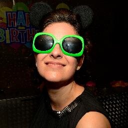 AnaBelenPQ's profile picture. Intereses (demasiados?): Derechos Humanos, Igualdad, Ciencias Forenses, Artes (especialmente Fotografía, Cine y Música), Viajar, las novelas gráficas...