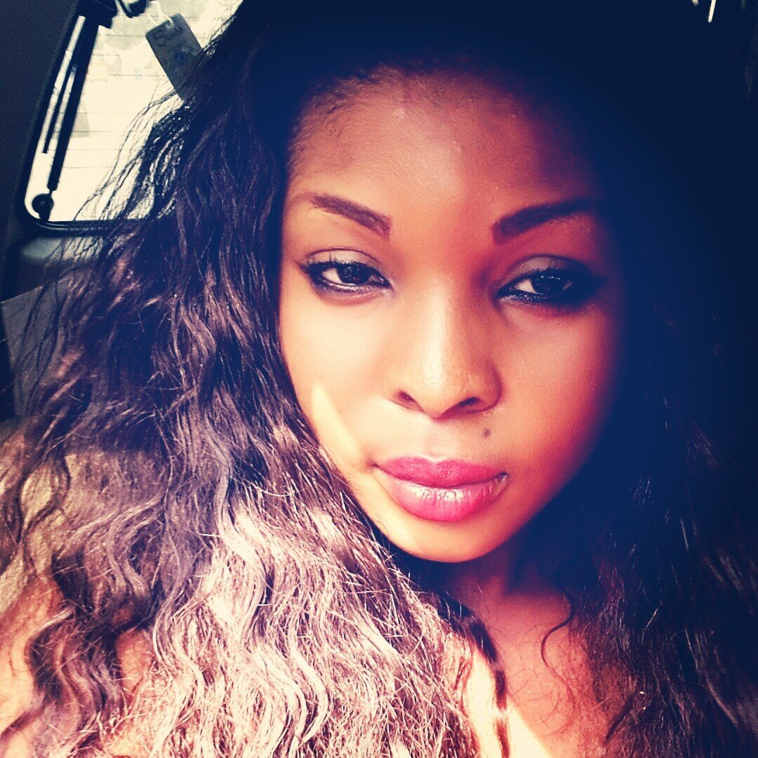 sexybarhbie's profile picture. Earth