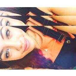 20 • Maori • Fashion Design Student • snapchat: moeaaaa • ✿ http://t.co/OHMwAwDD4V