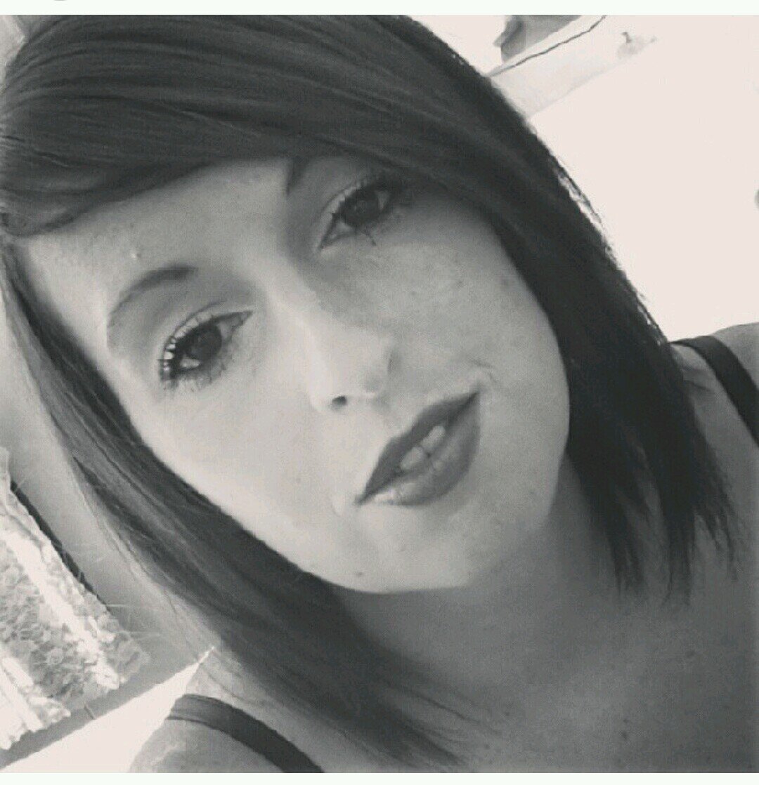 I'm here for a good time, not a long time. Live life to the full and smile everyday :)