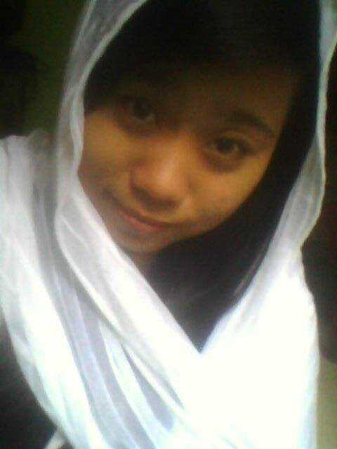 Nothing special from me just give my smile to everyone :) || You follow i'm followback obliged mentions !!