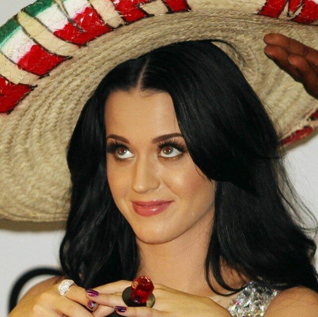 From being fruit obsessed, to a Candy Queen, to a Light Reflector, give it up for Katy Perry!! #KATYCATFOREVER!!