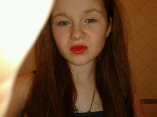 I follow back.       Justin Drew Bieber,is my world!X