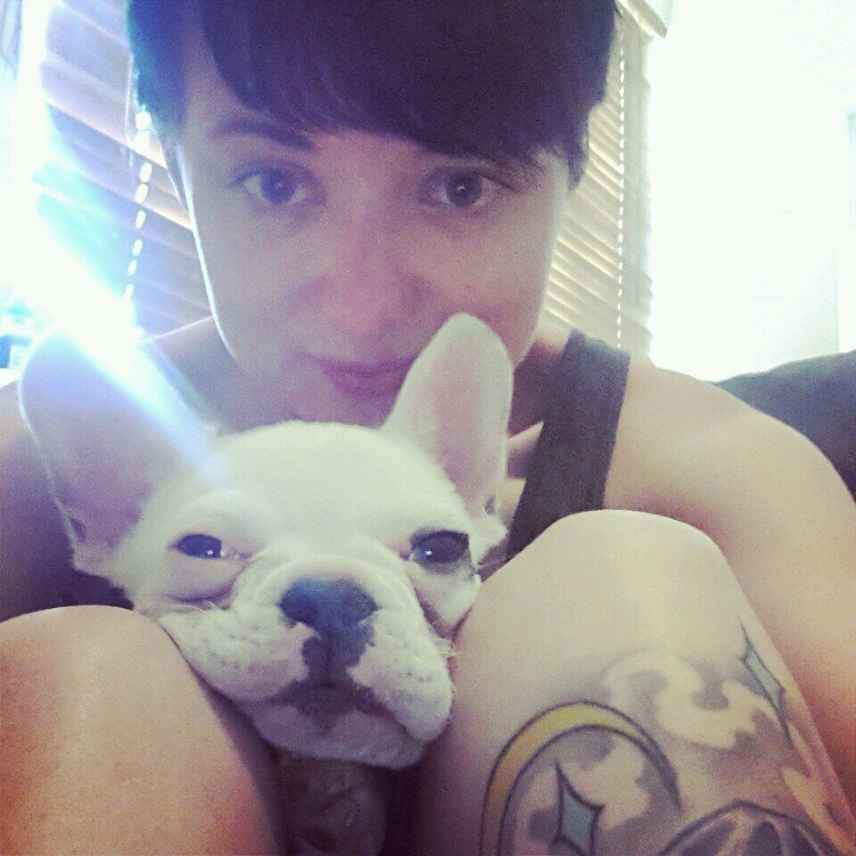 De_Elle's profile picture. Getting through life one meal at a time.
If you don't like pictures of me or food, probably click unfollow.