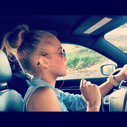 EvaniaCalvelli's profile picture. There's hell in hello, good in goodbye, lie in believe, over in lover, end in friend, ex in next, & if in life.