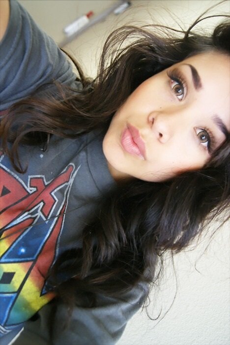 DaliaIckowics's profile picture. I hate disappointing my mom.