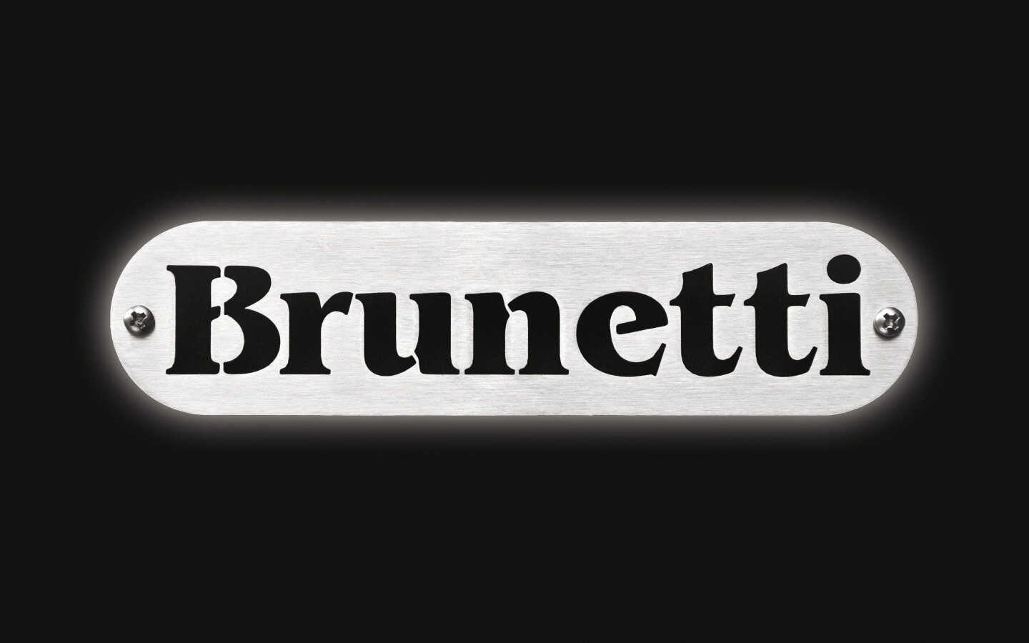 Twitter oficial de Brunetti Brunetti, que no os engañen con imitaciones.