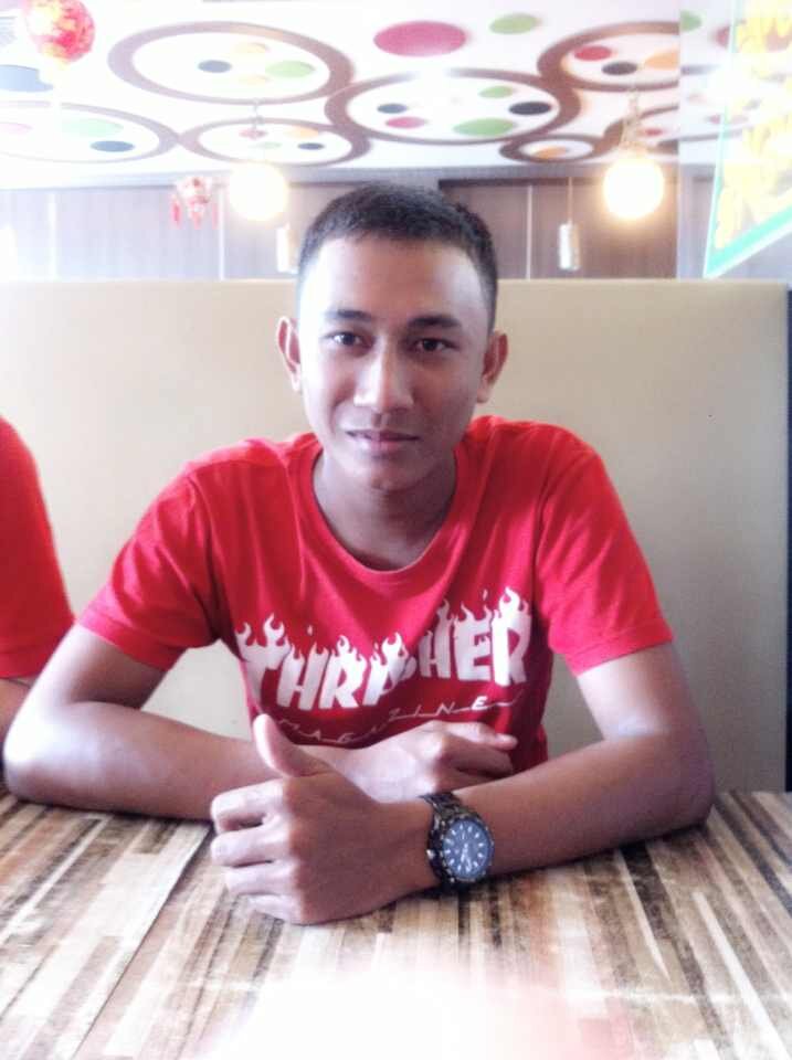 reza_Jn's profile picture. 