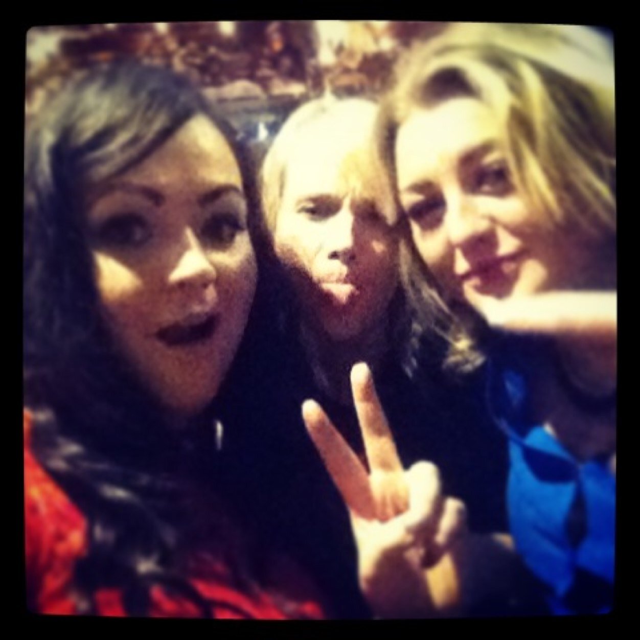 leonaclarelee's profile picture. 