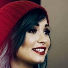 lovatic_j's profile picture. 