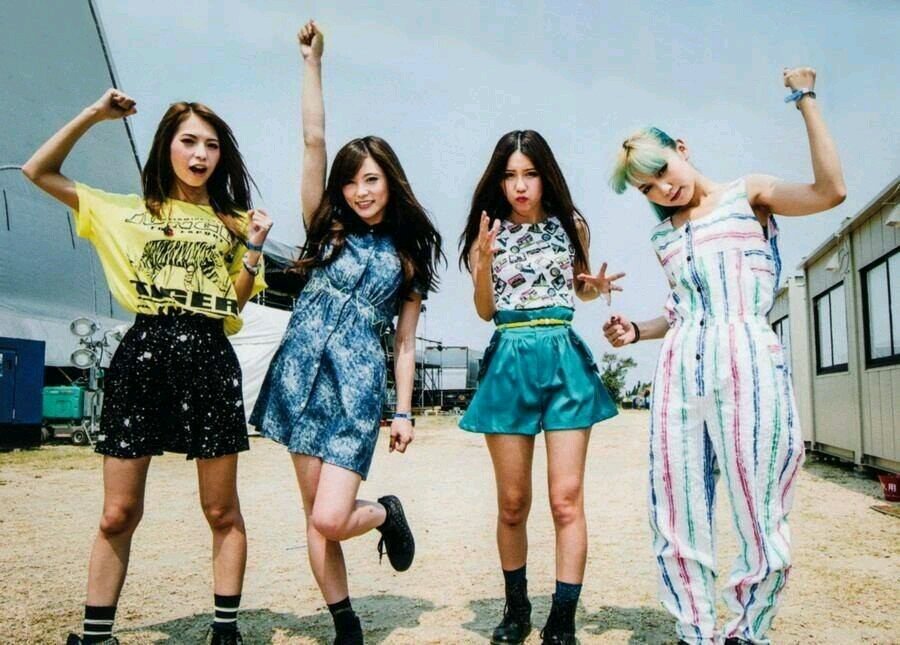 SCANDAL専用アカウント！SCANDALふぁんの子Please follow me♡フォローしてくれたらフォロバしに行きます(^-^)