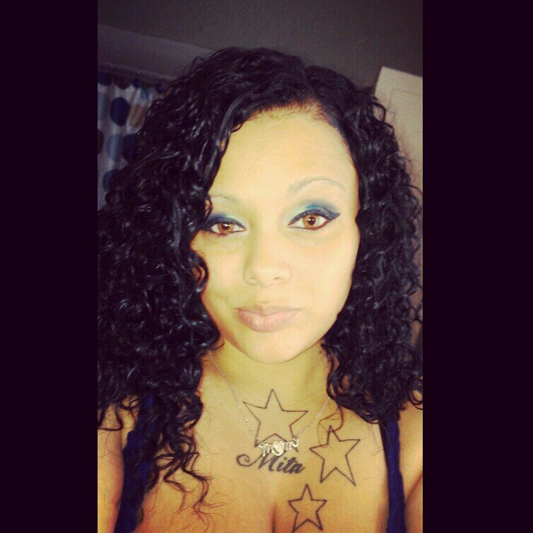 Proud mother of 1 , lifes too short to sweat tha small shit . Everything I do is for my daughter