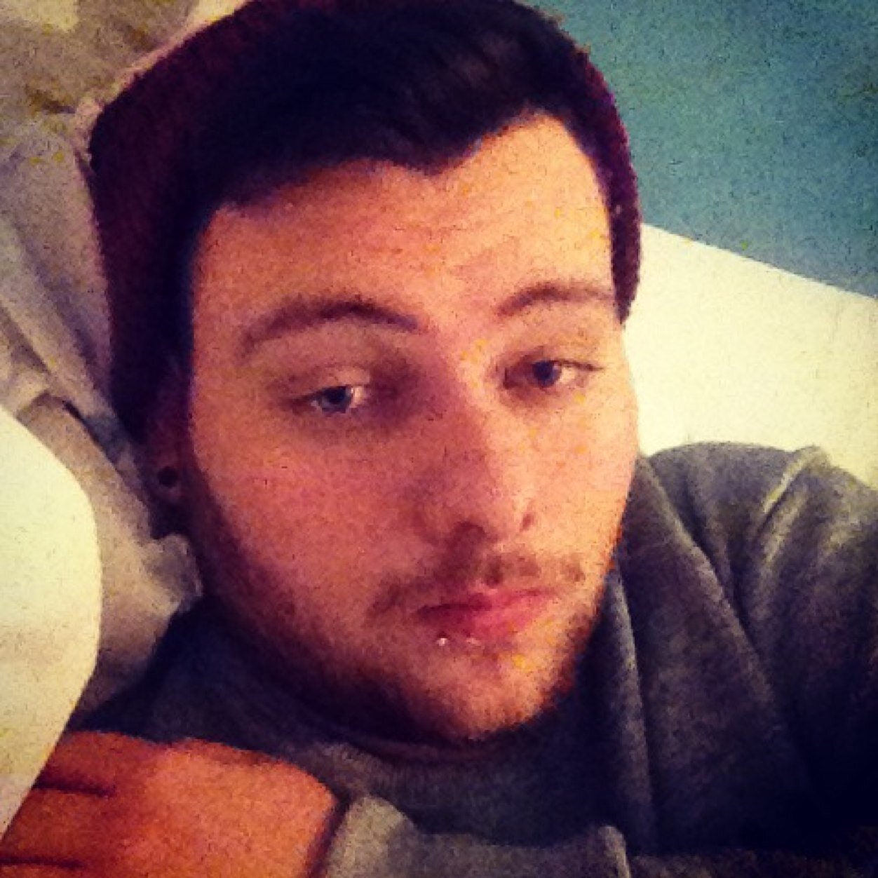 Snapchat: ben_shearsby // instagram: benshearsby // kik: benshearsby 19 Years old. Music is my life! #TeamNotorious