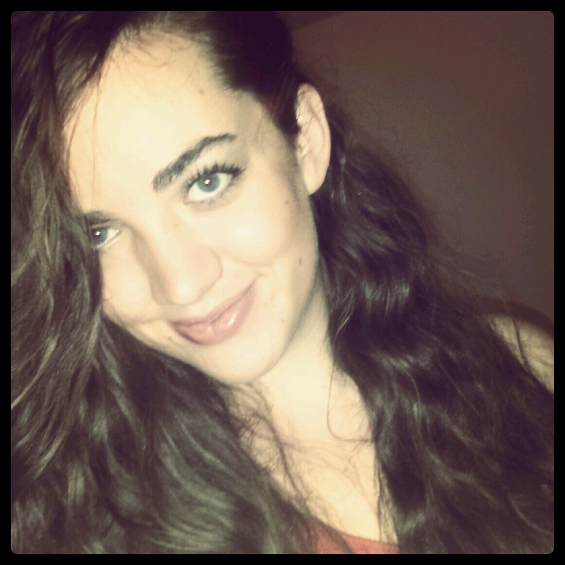 NaomiLovePhoto's profile picture. Human.