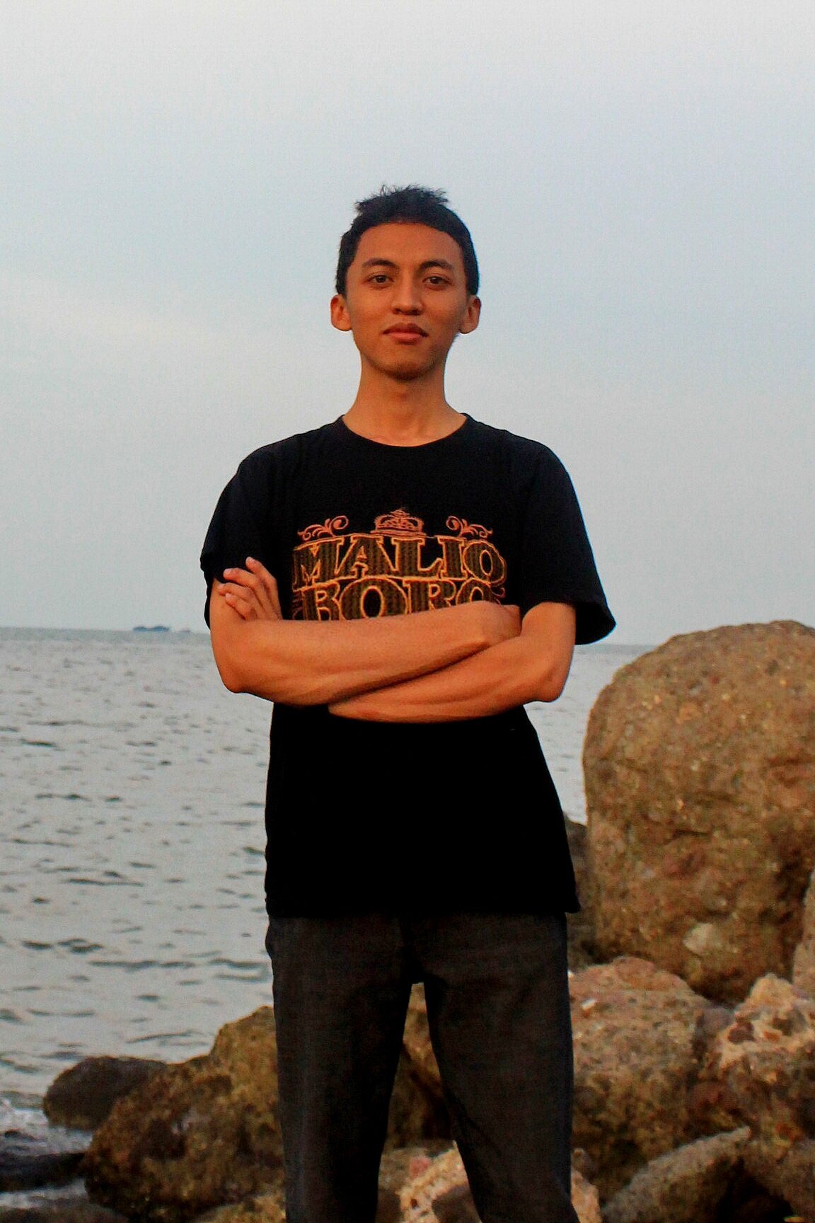Electrical engineering at State Polytechnic of Semarang | NKRI HARGA MATI | Singer and Guitarist | like forever #MUFC