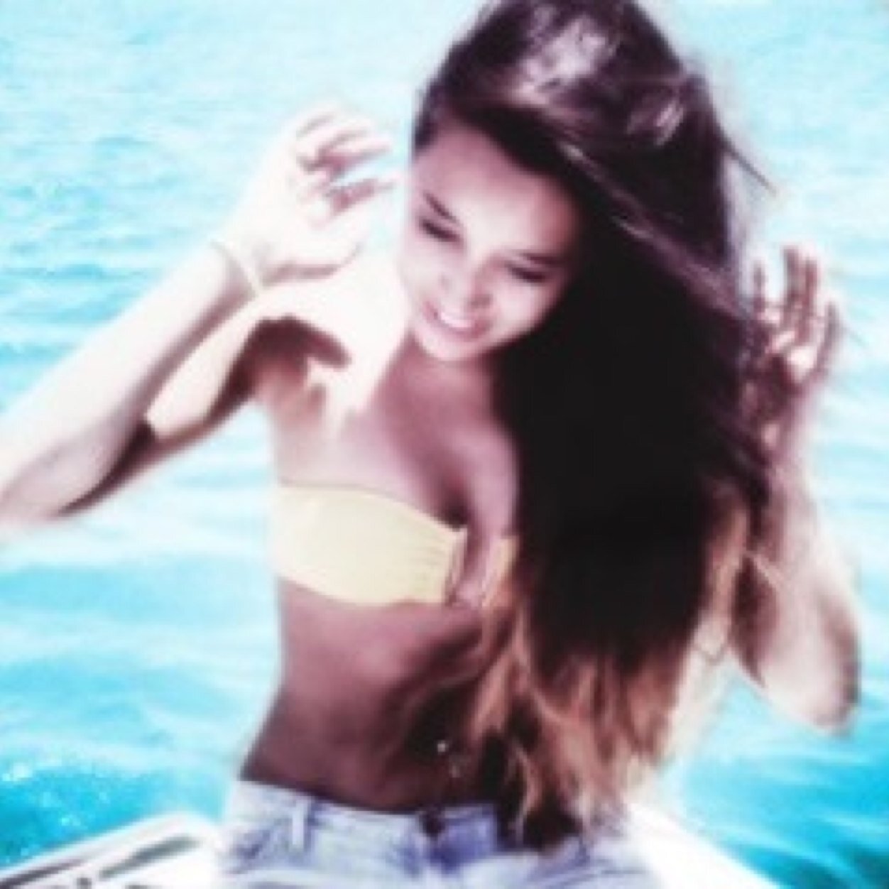 troughtperfect's profile picture. 