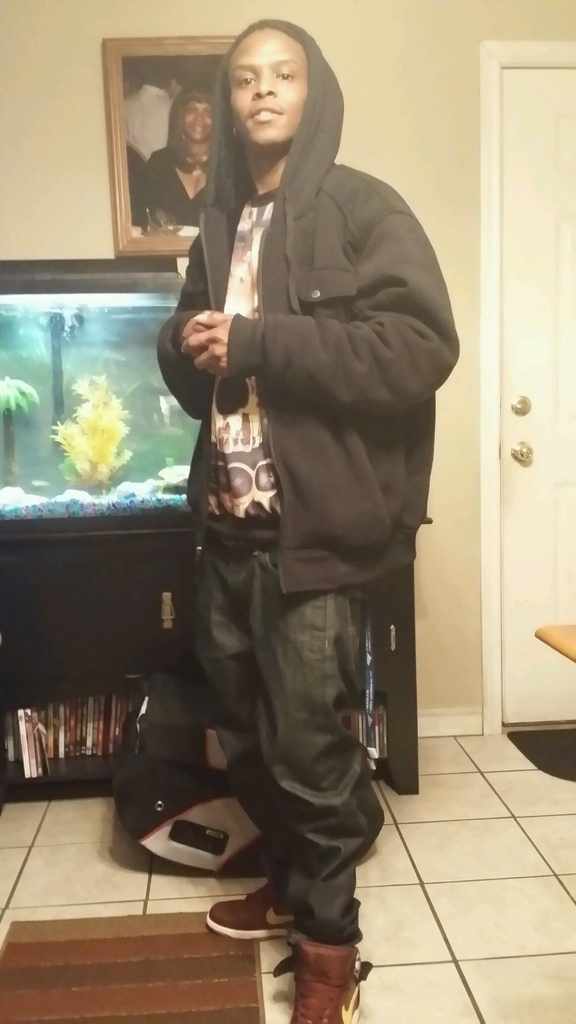 Pomona, CA is where I'm from. A-side Texarkana is where I stay.