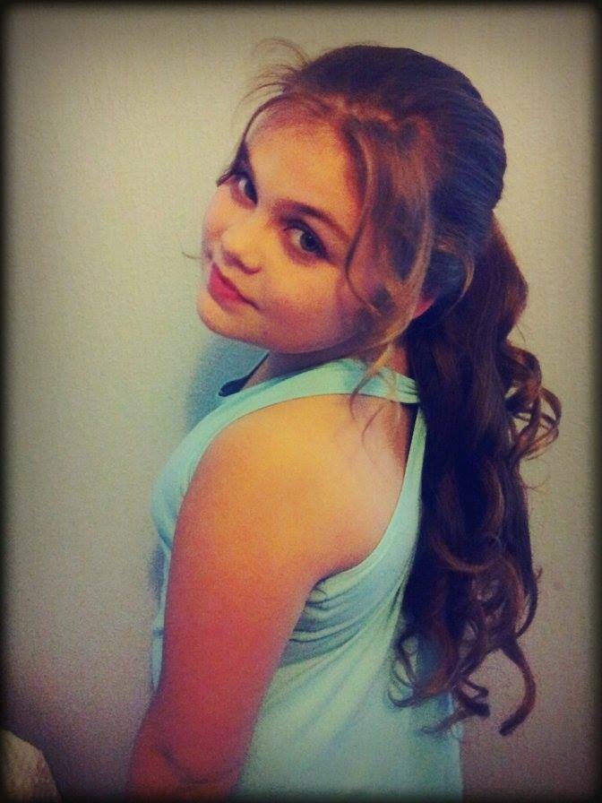 embrase your inner selfie  if u follow i will follow back