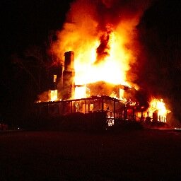 hsfirefoto's profile picture. 