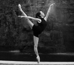 _CheBailarina's profile picture. Sólo soy una pequeña soñadora, totalmente enamorada de la danza. ♡