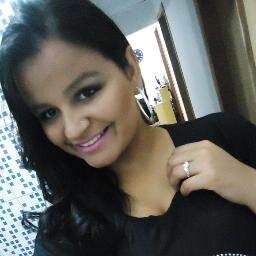 Filhinha da mamãe, casada e feliz e a fim de twitar...