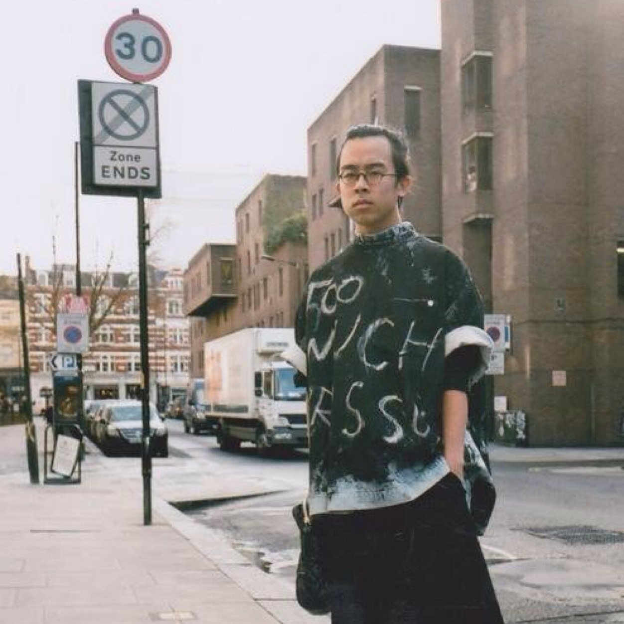 A boy in London. I write. I sing. I love fashion but I hate it.