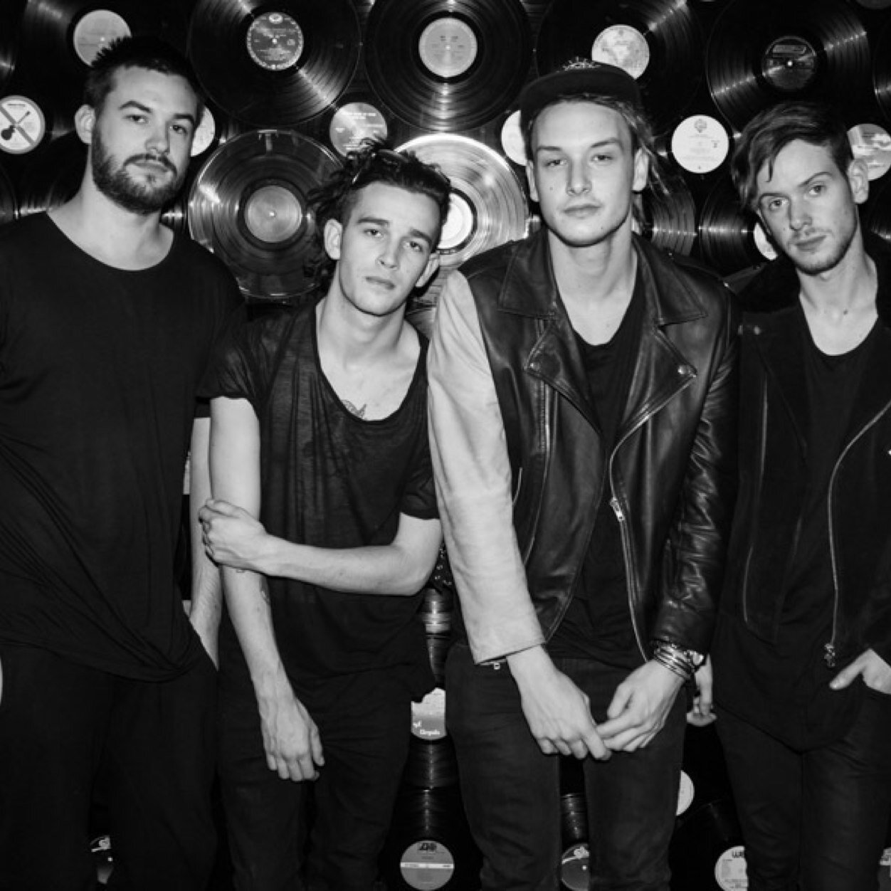 http://t.co/A9yDtpO3SB IG: THE1975AUSTRALIA
FIRST AUSTRALIAN FANBOOK ACCOUNT