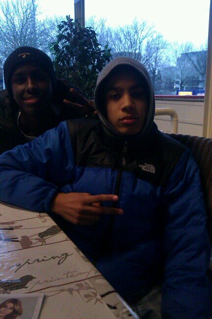 Follow op insta PittW_