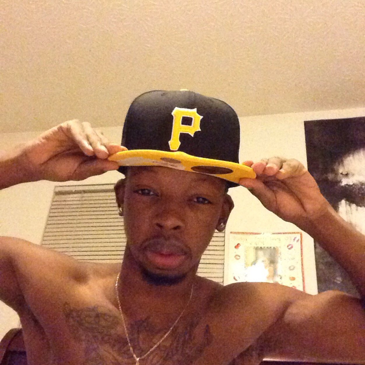 jus tryin to see a million b4 I leave here. R.I.P Dunk , Squad.