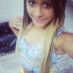 Aqui é Fã Club se for me seguir pra criticar da meia volta. Porque aqui só quem gosta da renata ' 

Se veio criticar minha diva vai se ver comigo! Crlh.